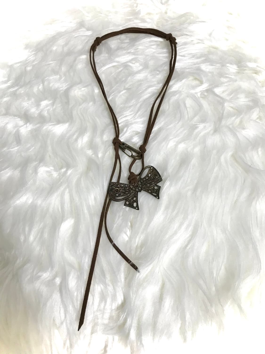 빈티지 엔틱 골드 리본 스웨이드 끈 길이조절 목걸이 상품이미지4