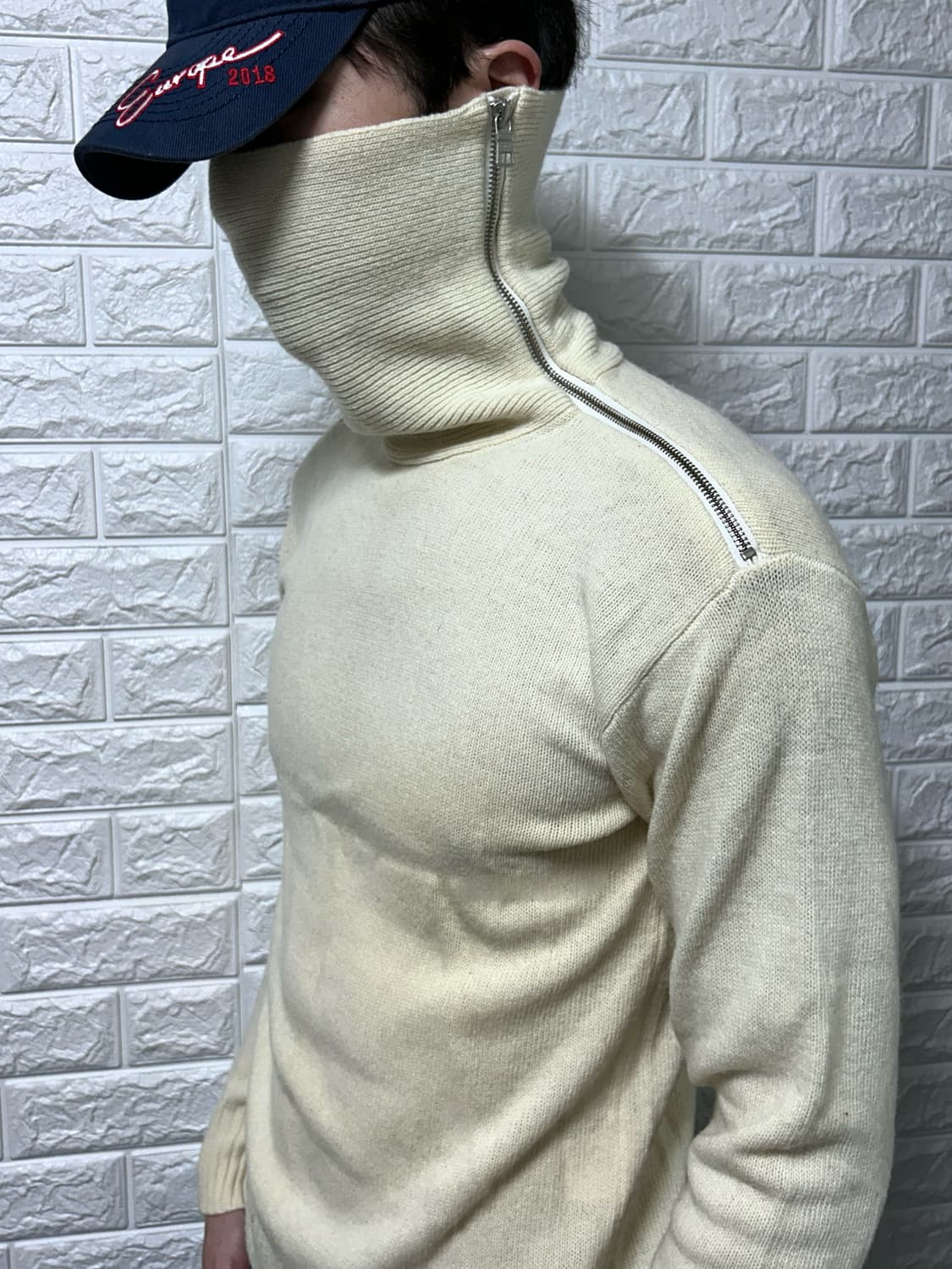 아르마니 더블 지퍼 하이넥 니트 상품이미지4