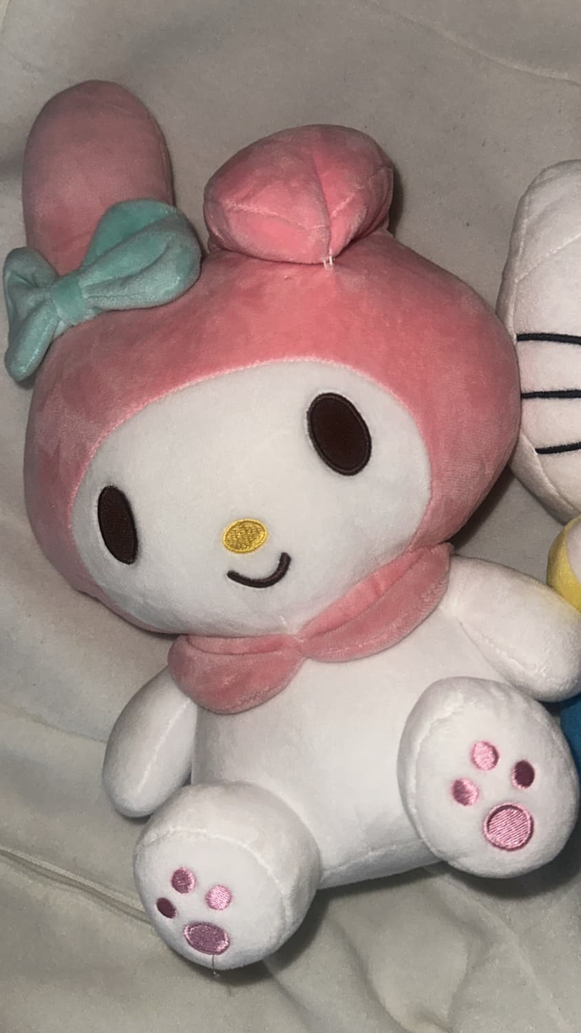 마이멜로디 + 헬로키티 인형 상품이미지3