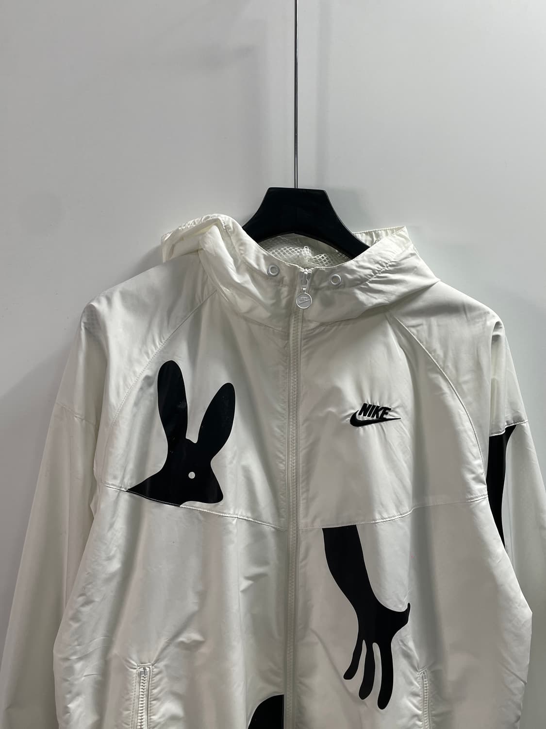 나이키 X 파라 런닝맨 윈드러너 바람막이 자켓 (on.515) 상품이미지2