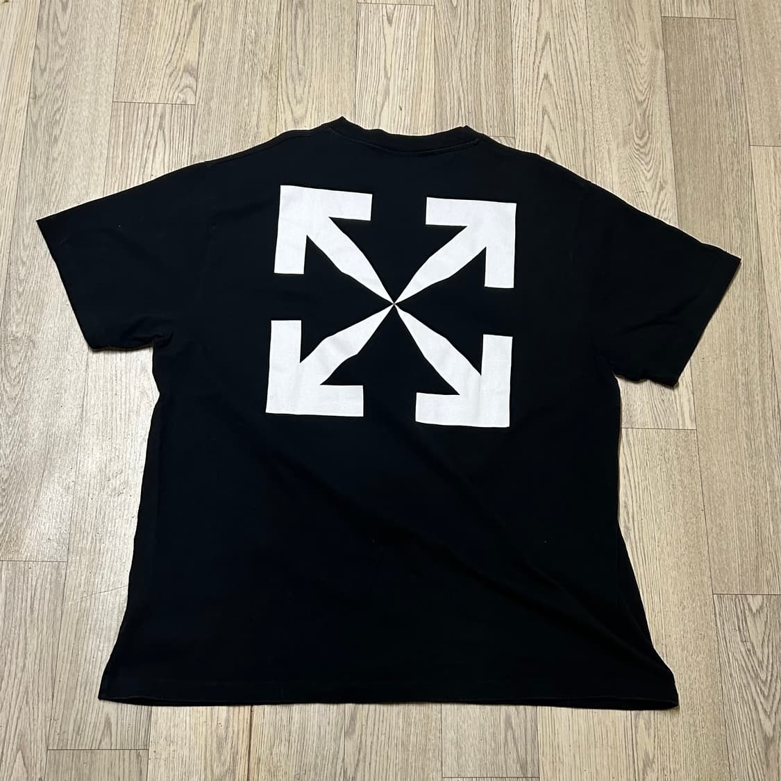 오프화이트 21ss 모나리자 오버핏 반팔 티셔츠 110-115 상품이미지5