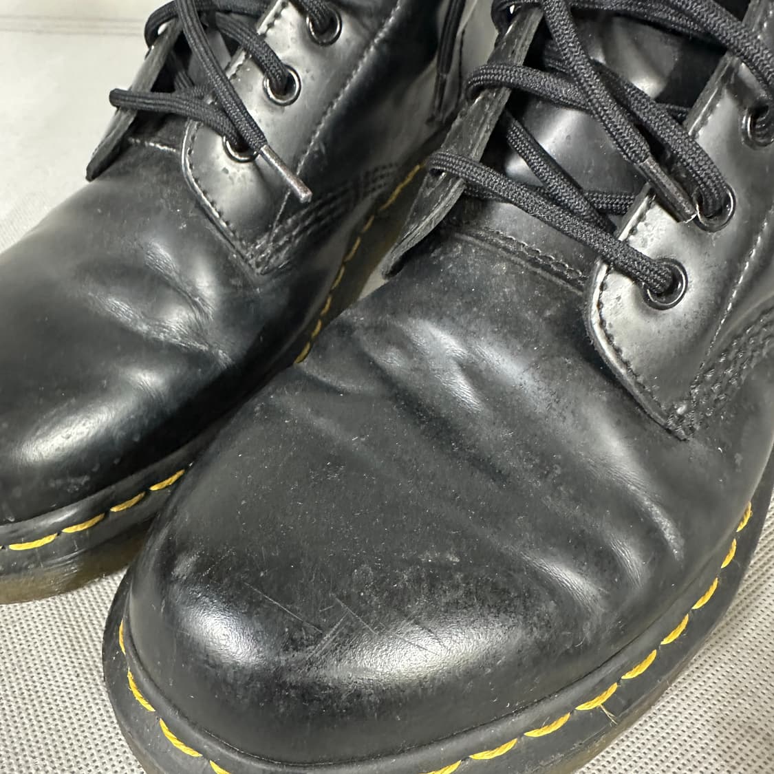 닥터마틴 8홀 부츠 상품이미지2