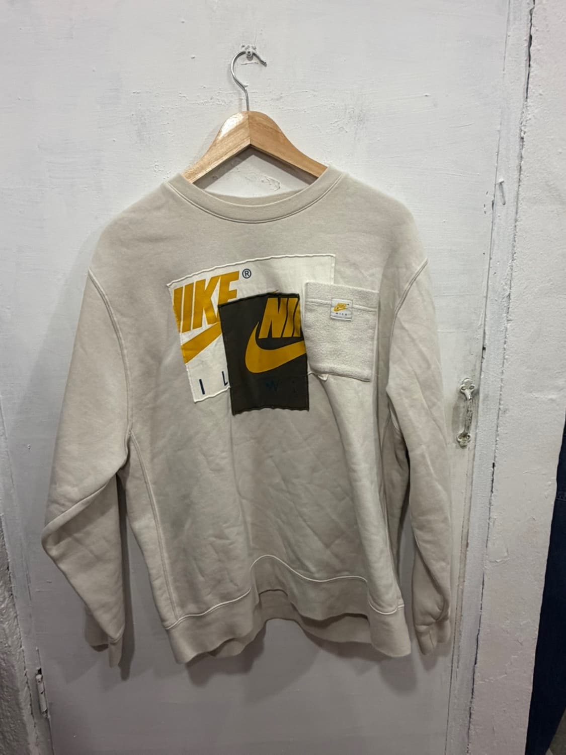 나이키 맨투맨 상품이미지2