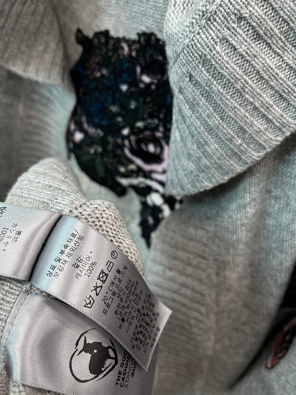 여) 쟈딕앤볼테르 캐시미어 자수 숄 가디건 상품이미지8