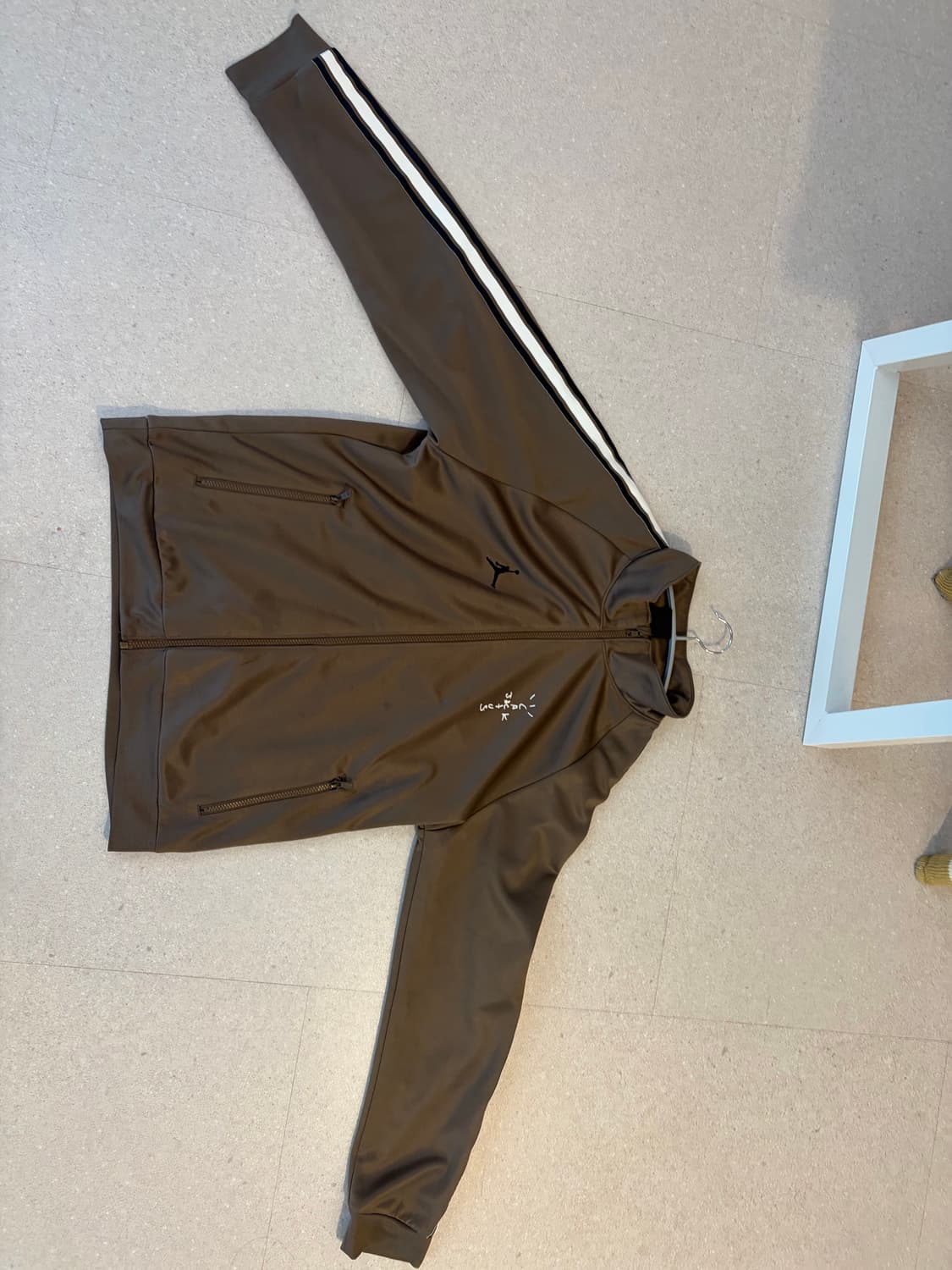 조던 트래비스 스캇 MJ 트랙 자켓 L 상품이미지2