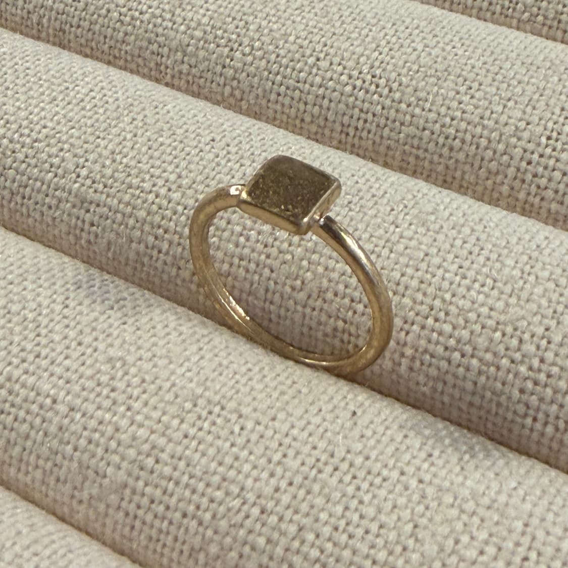 새상품 여성 신주 은도금 네모 골드 반지 상품이미지4