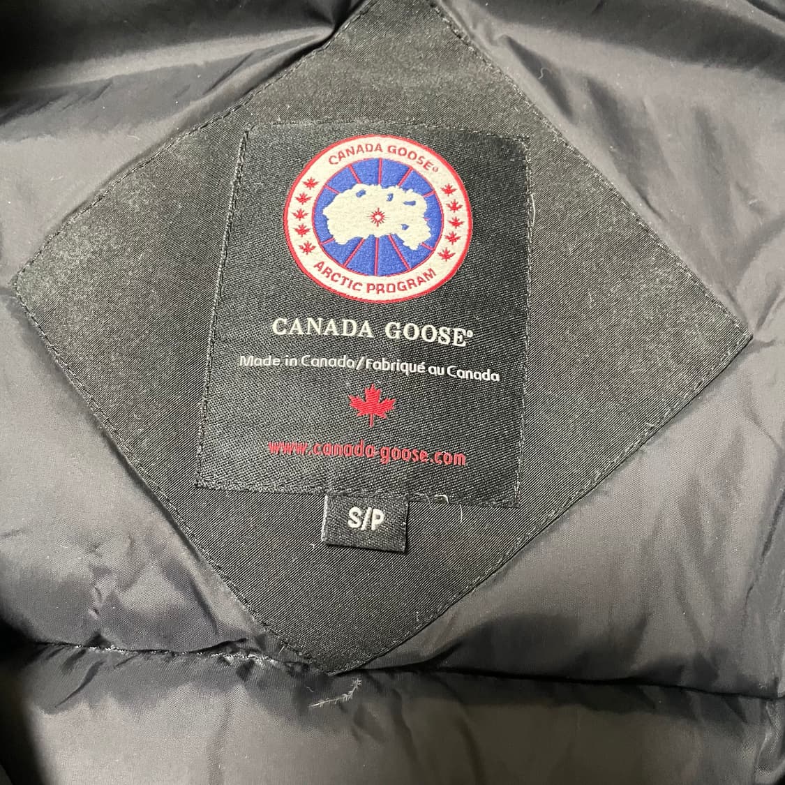 정품 S) 캐나다구스 칠리왁 숏 패딩 100 상품이미지3