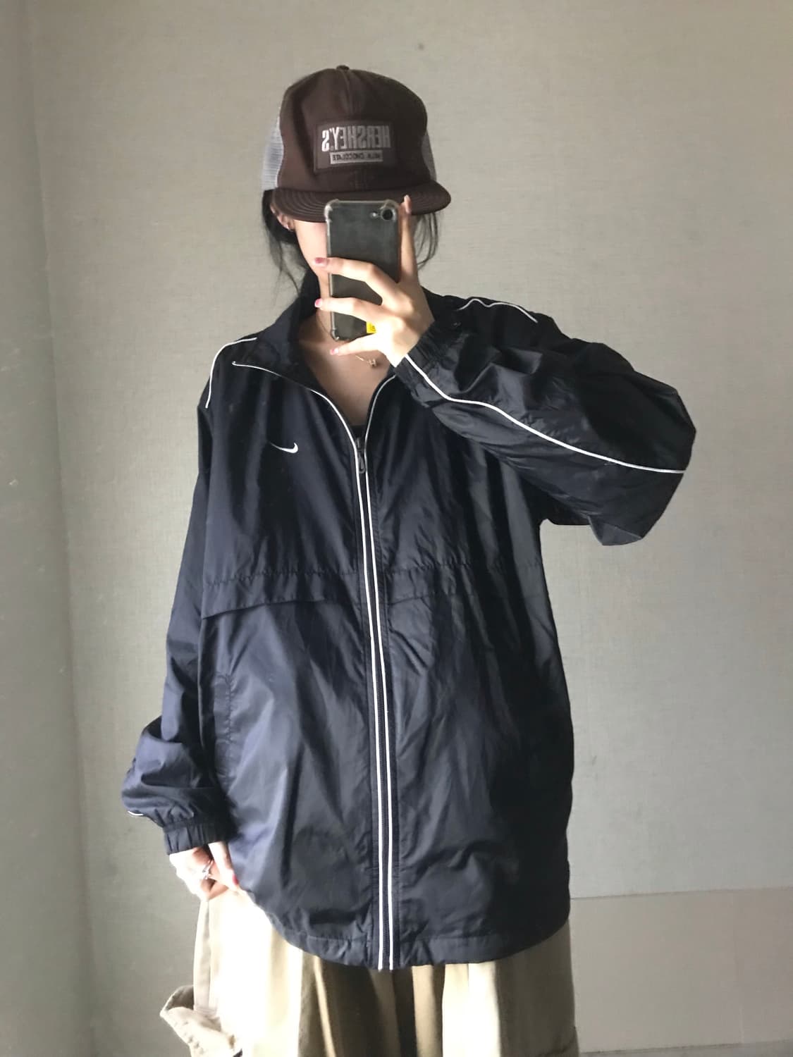 나이키 블랙 오버핏 바람막이 상품이미지4