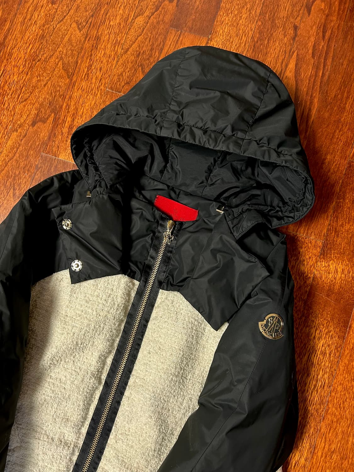 몽클레어 감마로즈 울 다운 패딩(1/66) 상품이미지6