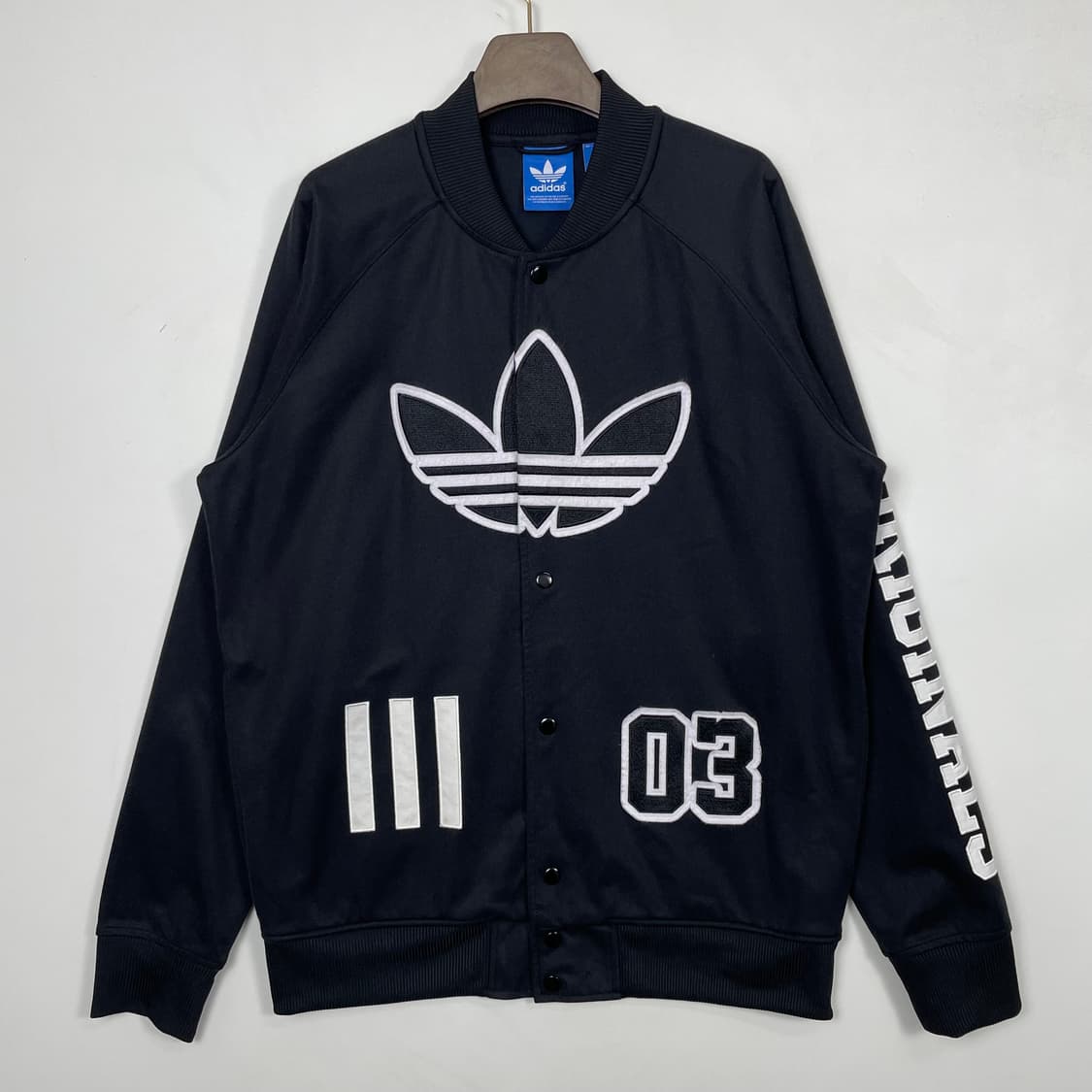 아디다스 트랙탑 자켓 상품이미지1