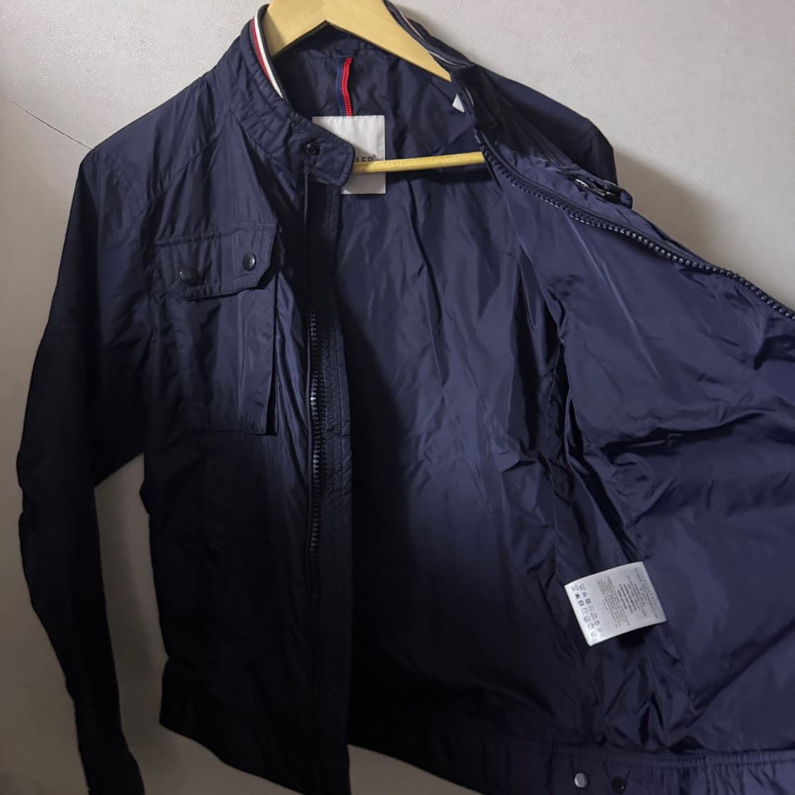 몽클레어 몽클레르 블루종 점퍼 네이비 2(100정도) 상품이미지9