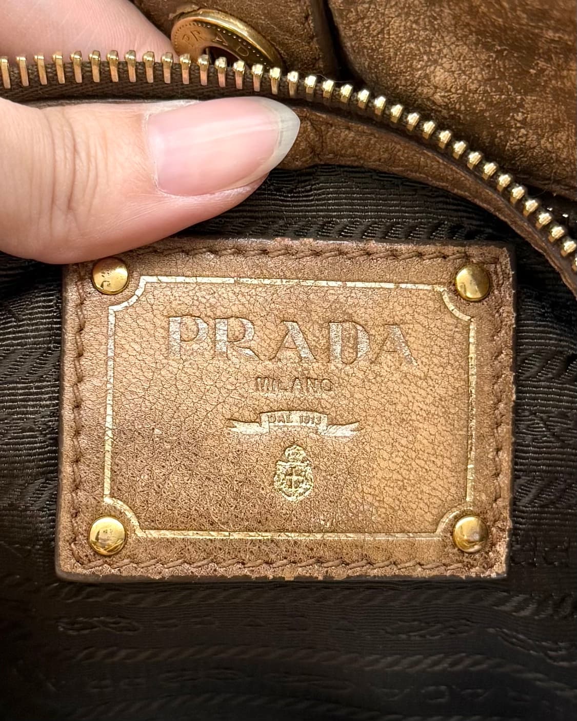 프라다 브라운 체르보 디어스킨 레더 토트백 상품이미지8