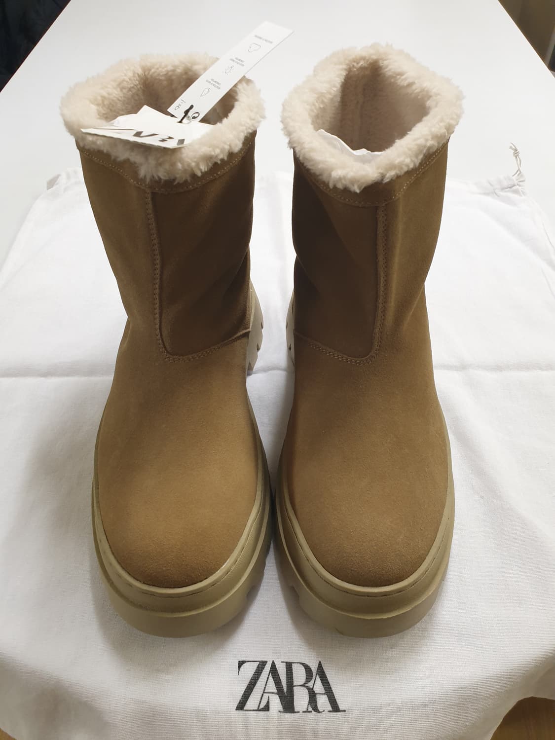 자라 주우재 어그부츠 상품이미지8