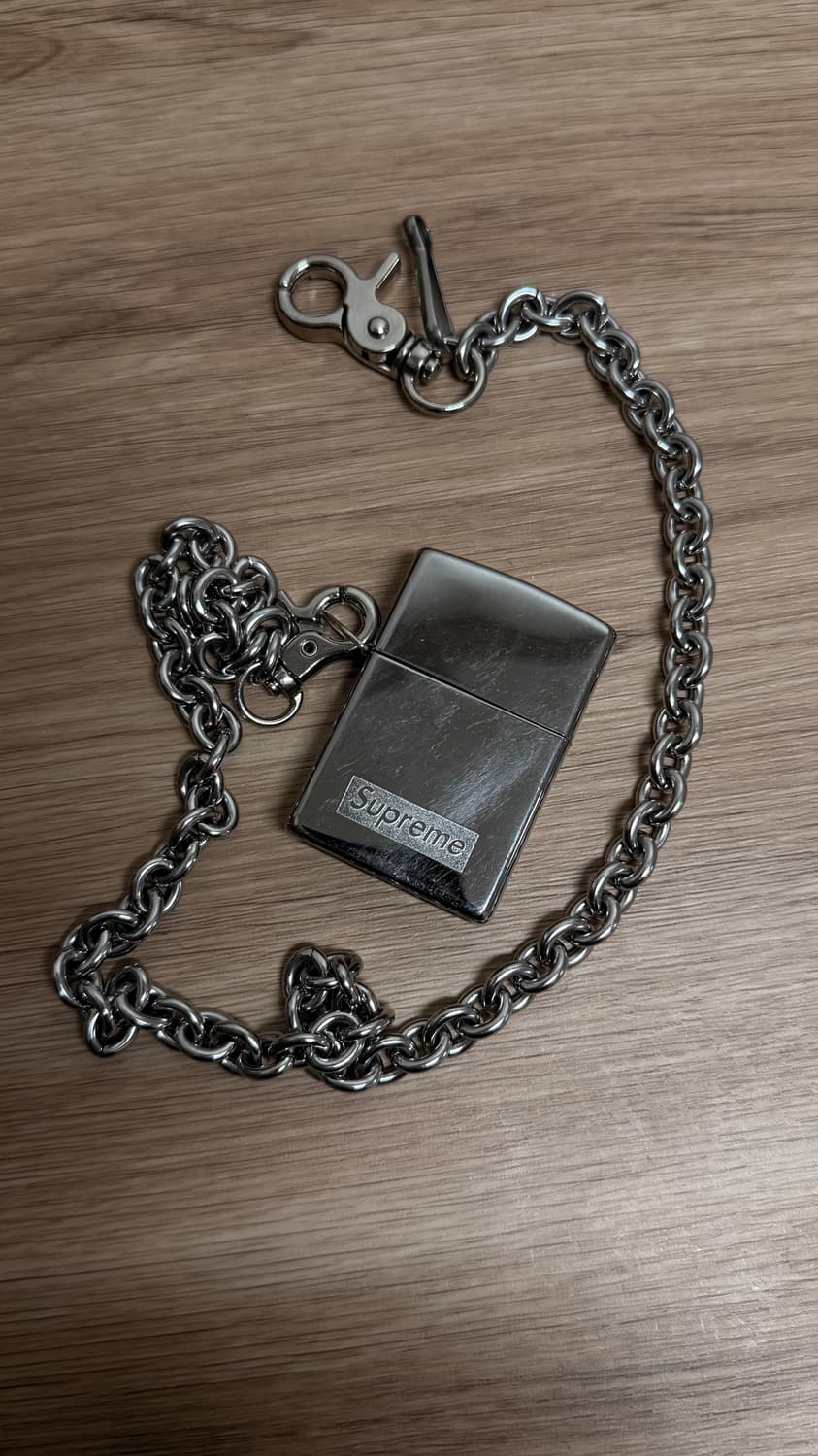 슈프림 23SS 체인 지포 라이터 실버 상품이미지1