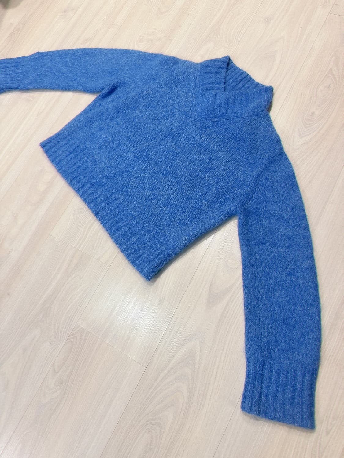 [상태최상] COS 코스 알파카·울 블렌드 니트 스웨터 (라이트 블루) 상품이미지6