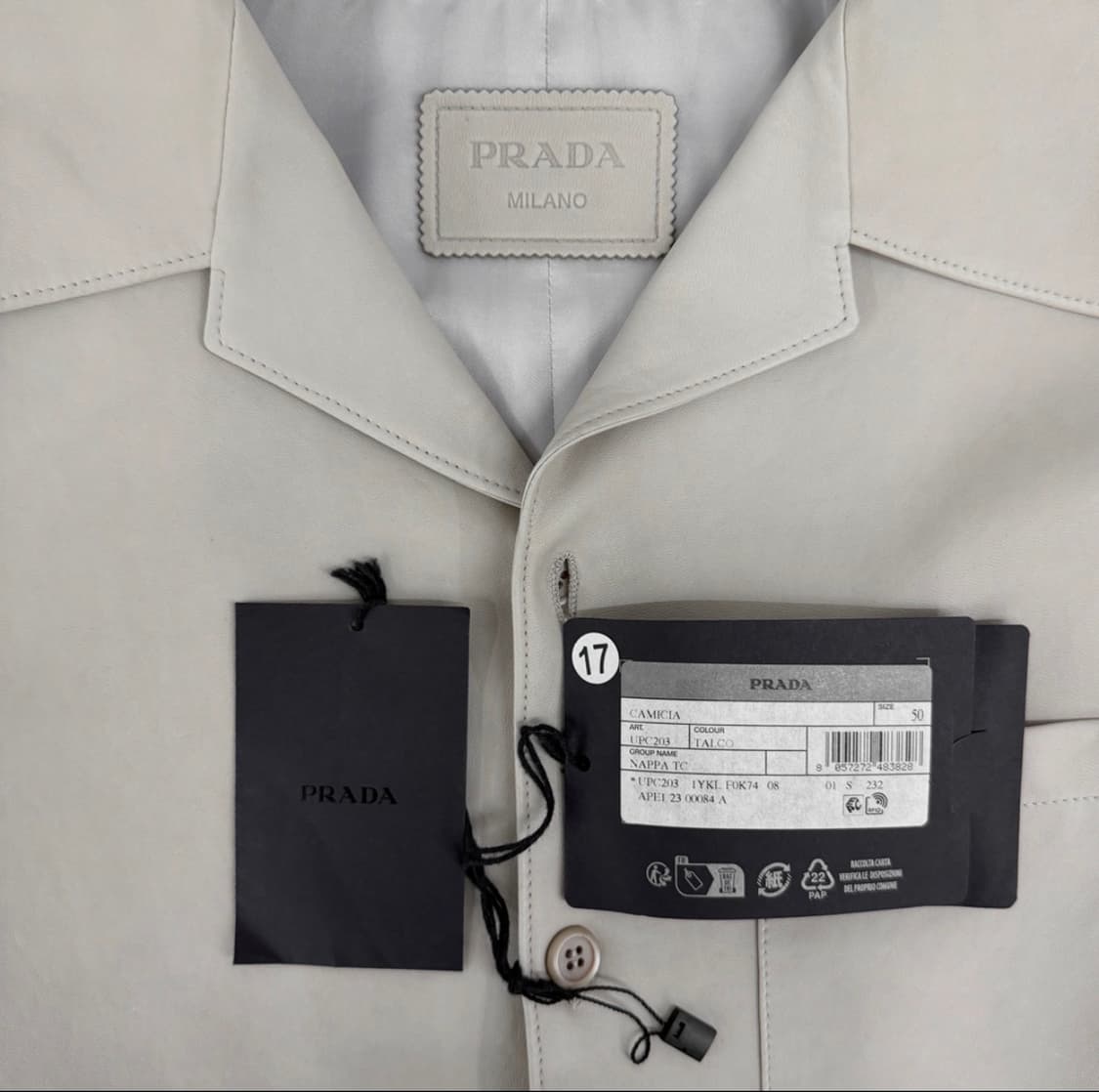 [50] 프라다 남성 나파 레더 삼각로고 램스킨 반팔 셔츠 자켓 베이지 상품이미지8