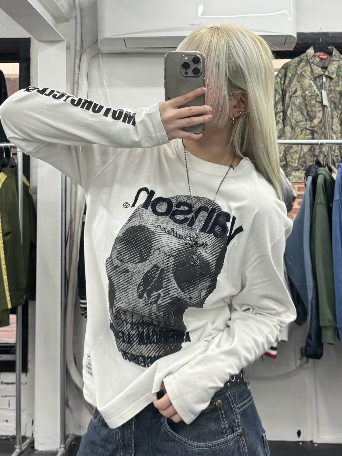 밴슨 레더 스컬 롱슬리브 상품이미지1