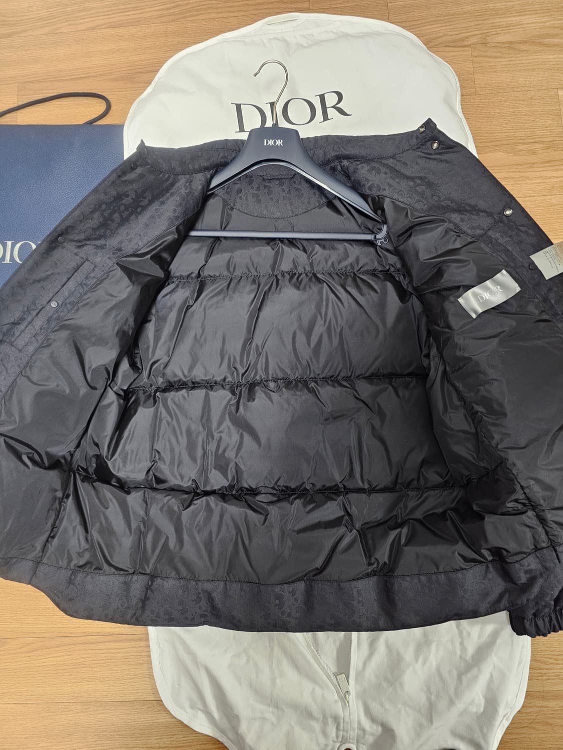 디올 오블리크 테크니컬 푸퍼 패딩 자켓 점퍼 블랙 50사이즈 (새상품) 상품이미지7