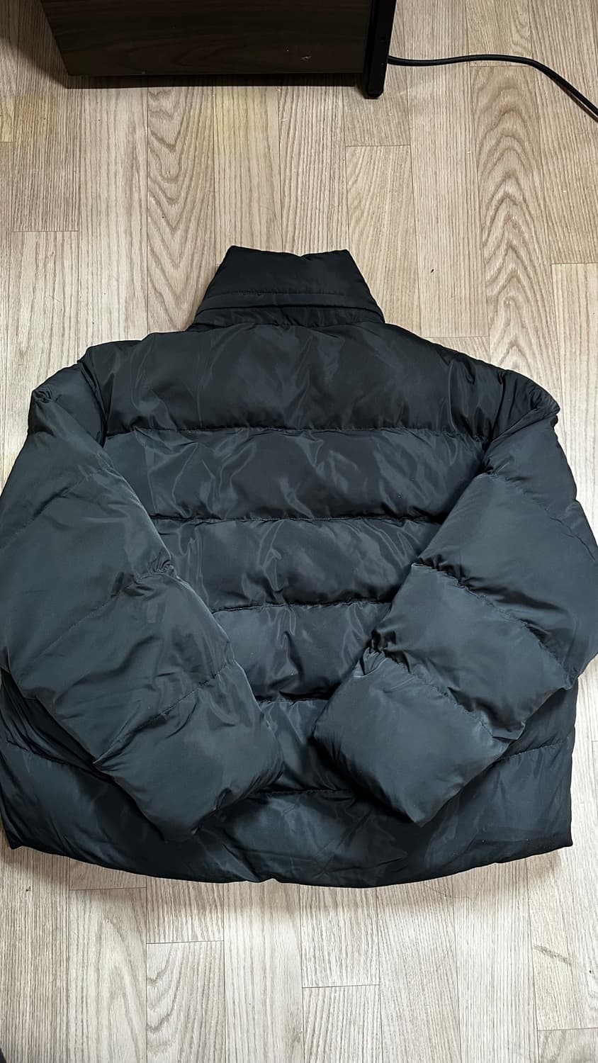 발렌시아가 C자형 패딩 재킷 상품이미지3