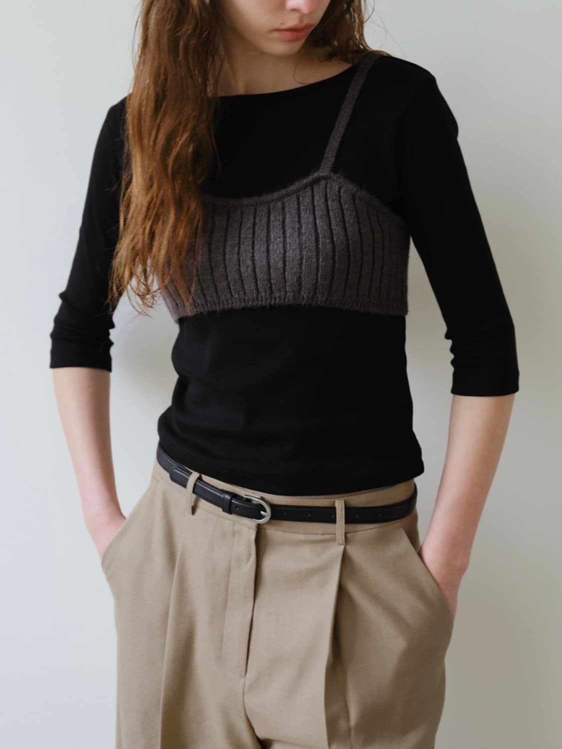 아르토 Strap Cropped Knit Bustier 상품이미지1