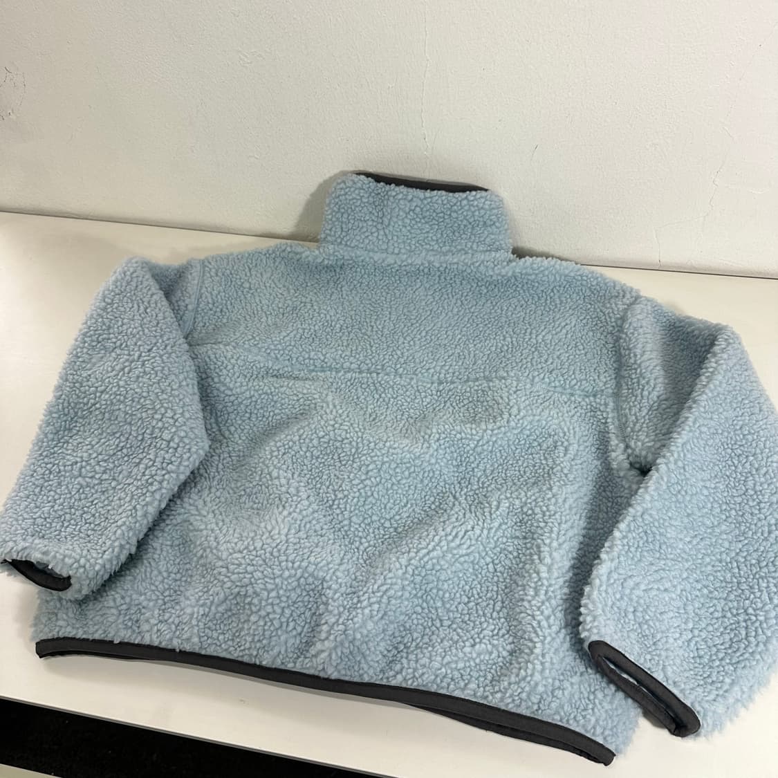 우먼OS 리바이스 스카이블루 오버핏 반집업후리스 상품이미지6