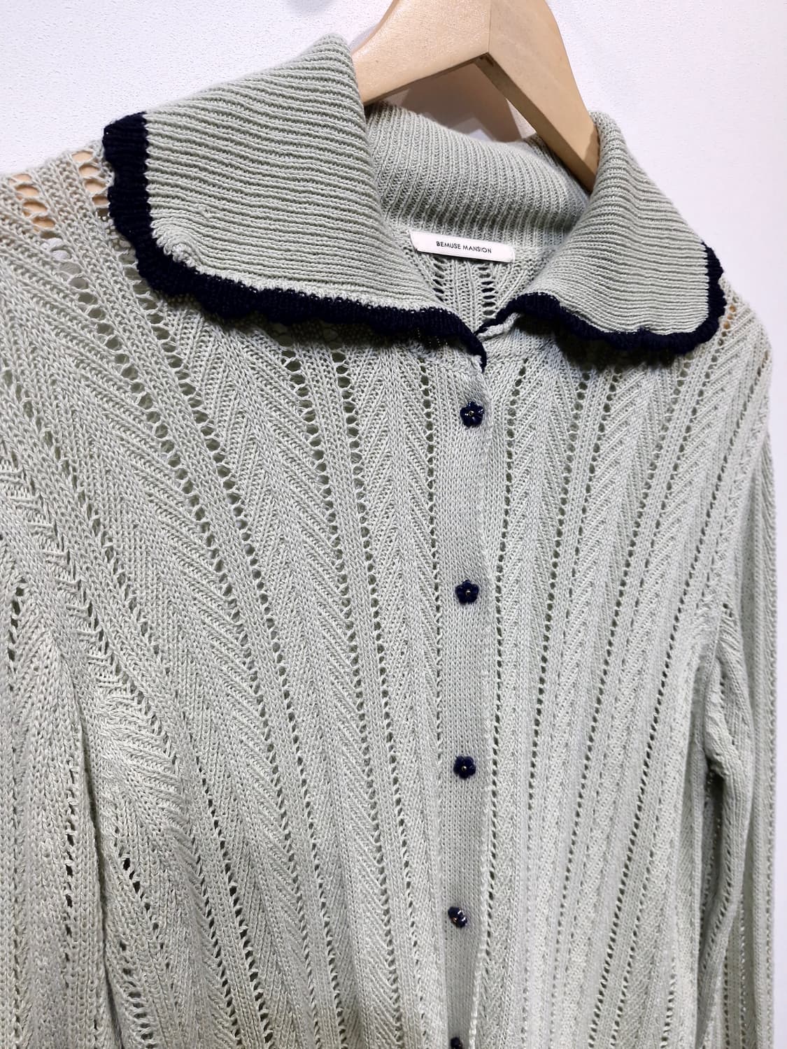 비뮤즈맨션 스카치 세일러 니트가디건 포그그린 상품이미지6