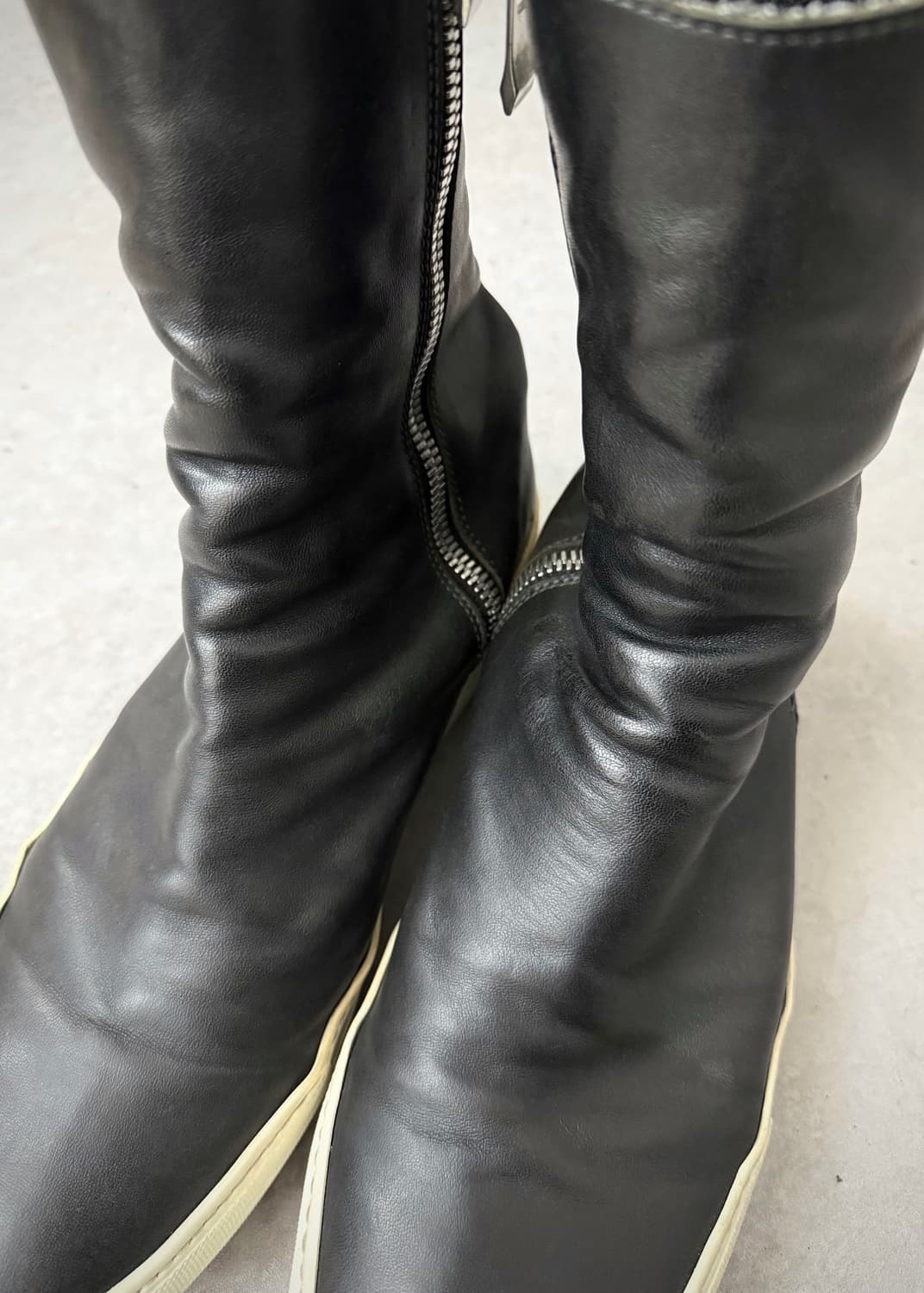 Incarnation horse leather sneakers 상품이미지5