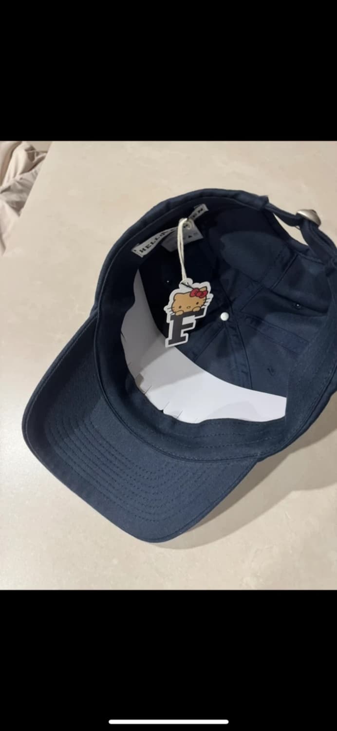 파르벵 x 태닝 헬로 키티 헬로 썸머 볼캡 네이비 상품이미지2