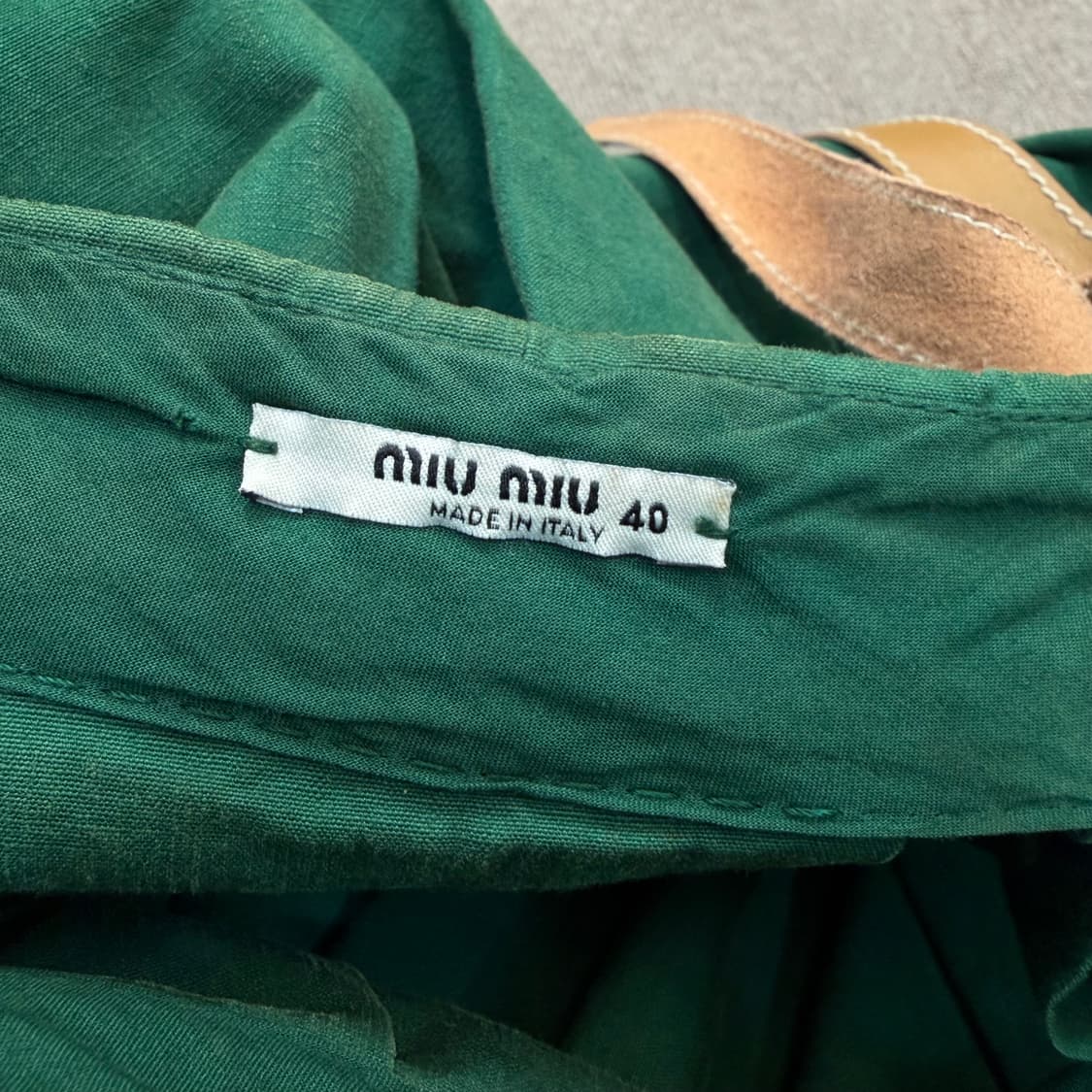 miu miu 미우미우 레더스트랩 플레어 스커트 상품이미지4