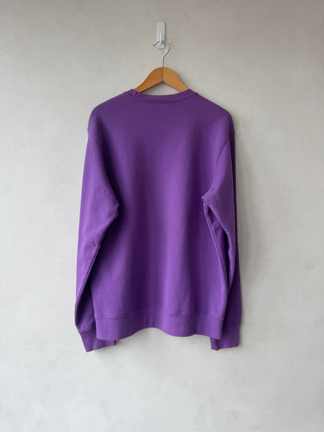 Ss20 슈프림 텃아웃 로고 크루넥 상품이미지8