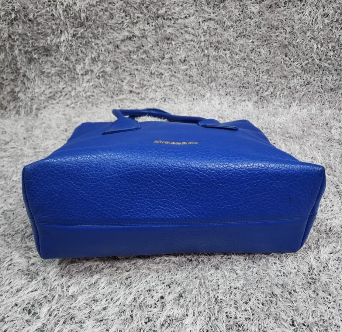 버버리 레더 토트백 상품이미지4