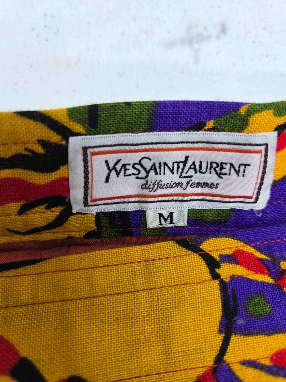 입생로랑 화려한 플라워 패턴 스커트 상품이미지2