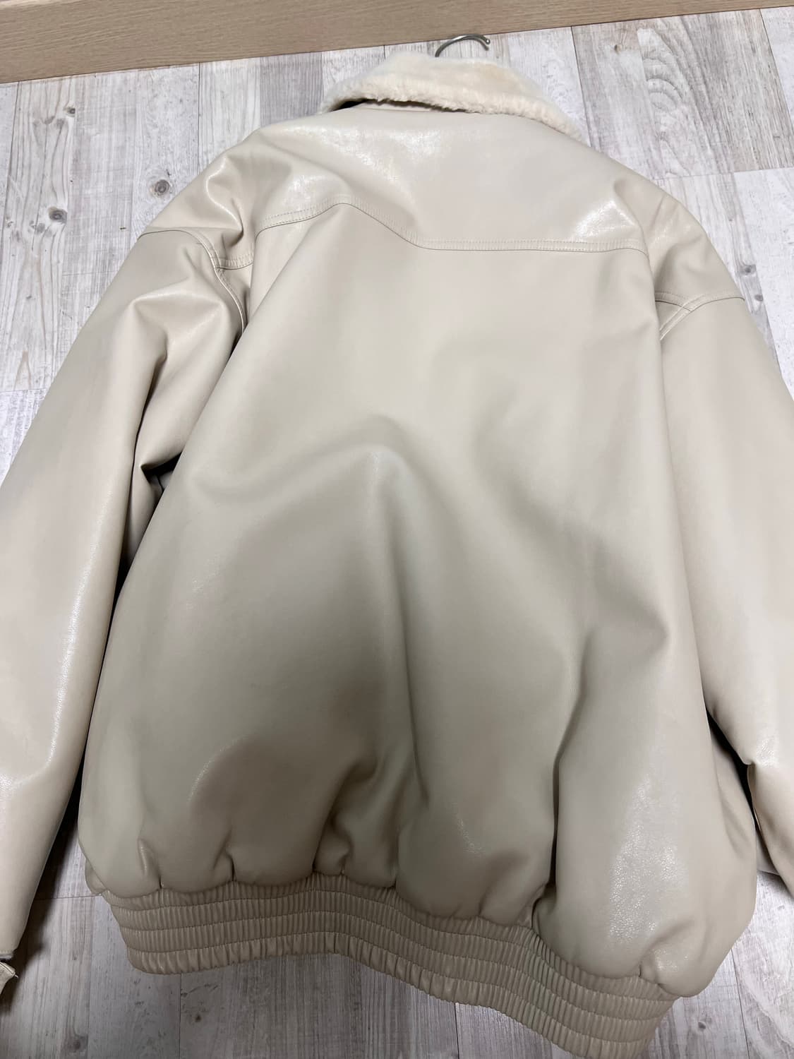 VTWO 무스탕 상품이미지2