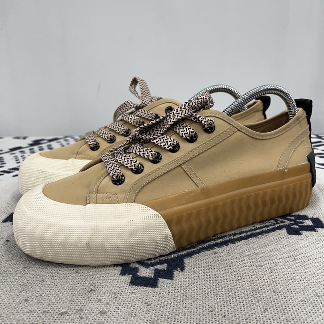 자라 ZARA 베이지 플랫폼 스니커즈 255 X00950 상품이미지1