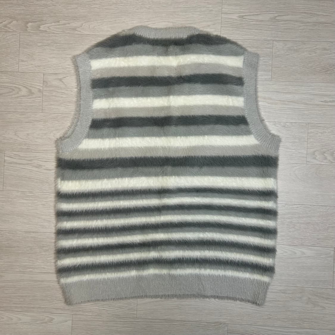 디미트리블랙 니트조끼 (2사이즈) 상품이미지2