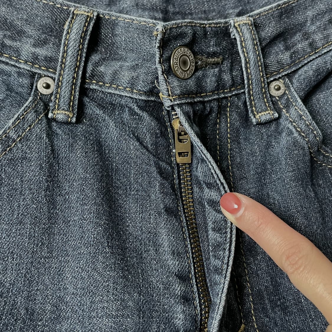 LEVI'S 리바이스505 빈티지 레귤러 스트레이트핏 데님팬츠 상품이미지3