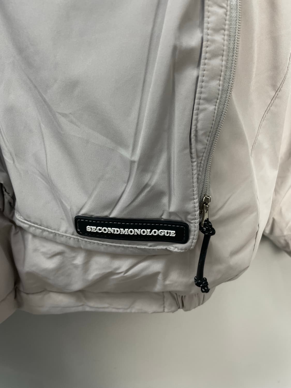 세컨모놀로그 컨템포러리 에어 덕다운 그레이 패딩 H1252 상품이미지3