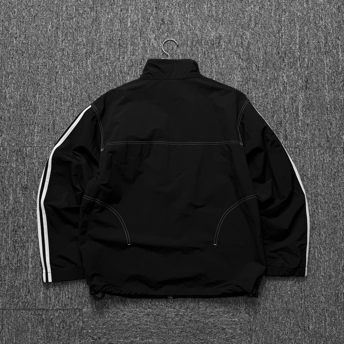 아디다스 트레포일 스티치 디테일 스트링 바람막이 상품이미지2