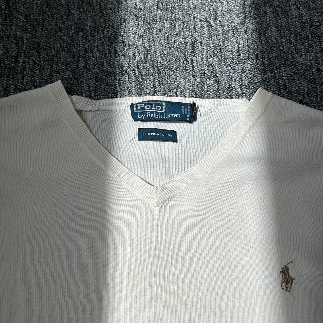 폴로 랄프로렌 베이지 브이넥 니트 상품이미지5