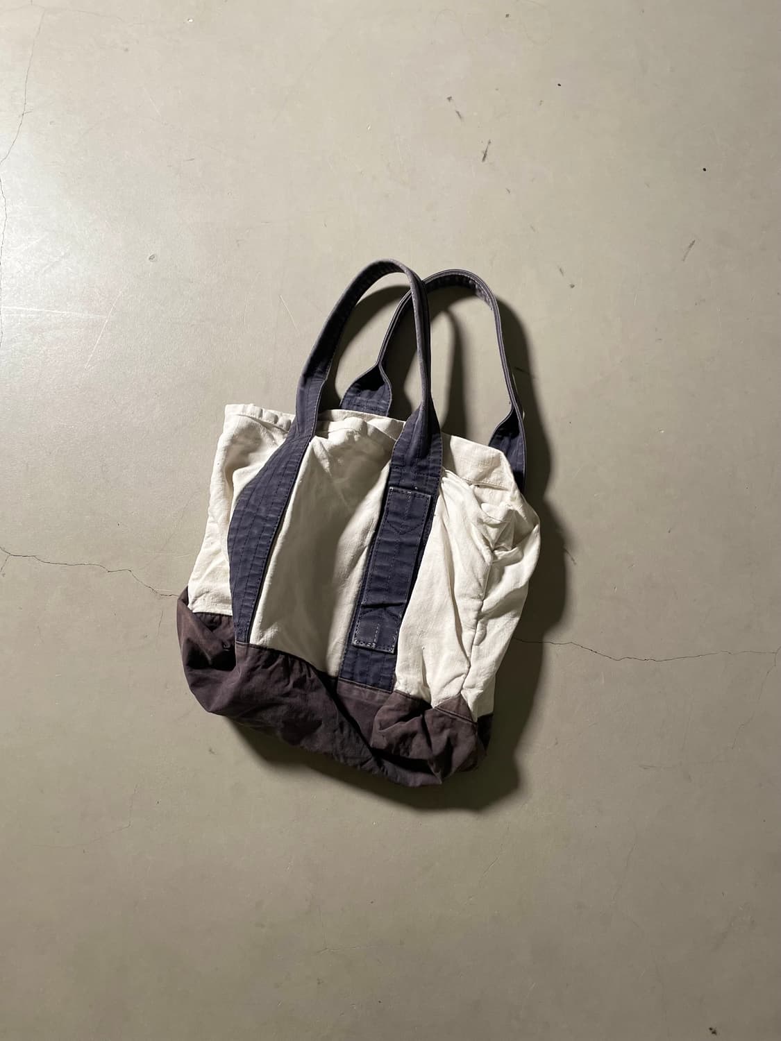 어 리인카네이션 키 Tote Bag 상품이미지3