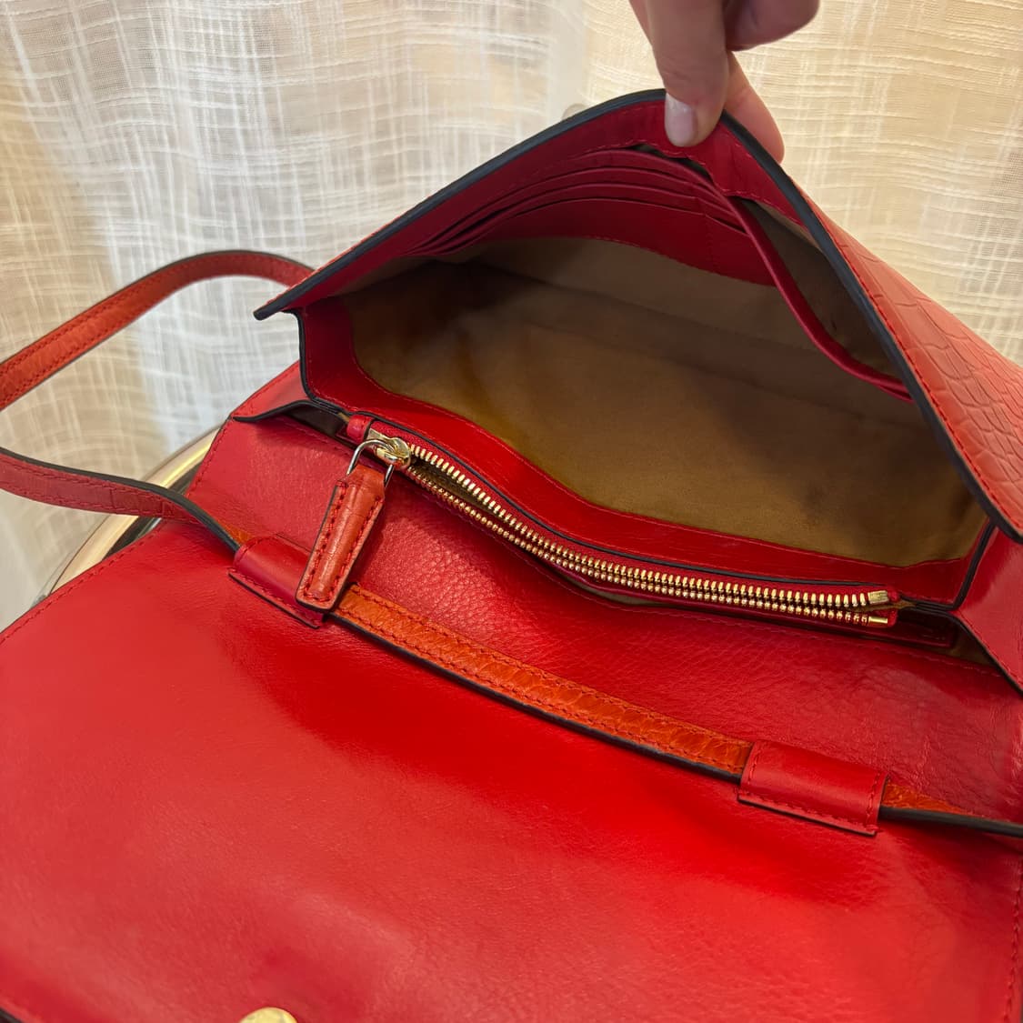 정품 MCM 스터드 금장 숄더백     상품이미지8