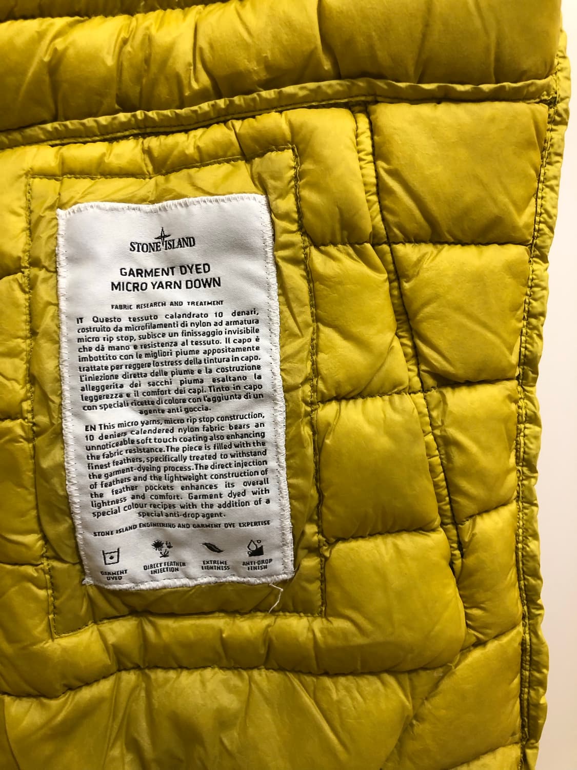 [M] 스톤아일랜드 가먼트다이드 패딩조끼 베스트 옐로우 상품이미지7