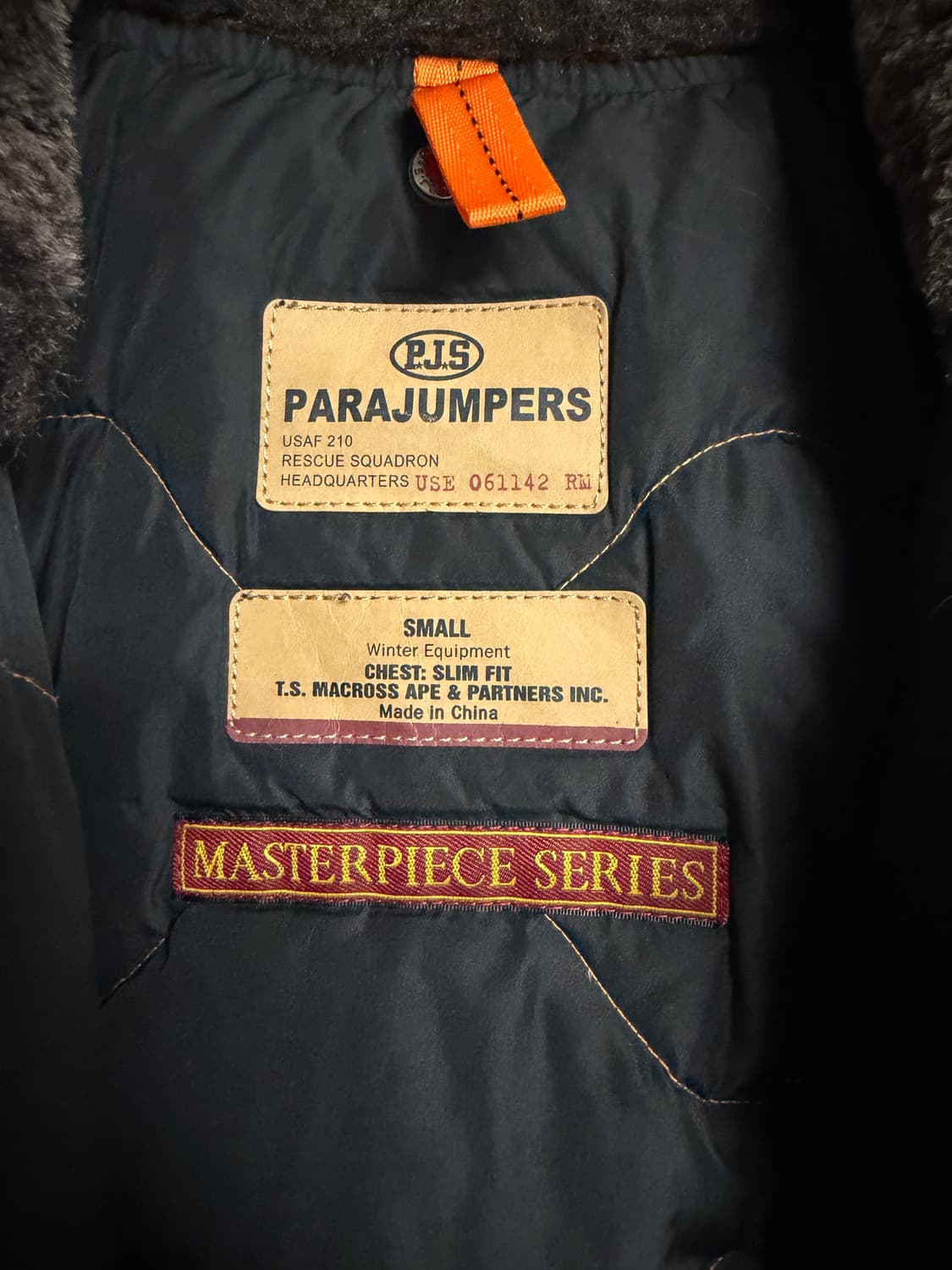 파라점퍼스 코디악 S 새상품급 상품이미지4