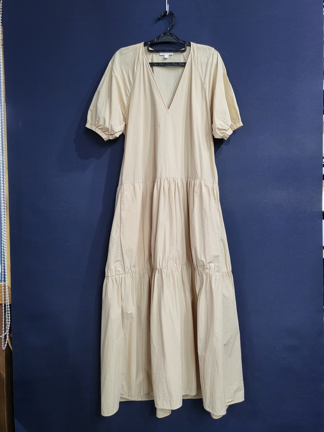 코스 코튼면 브이넥 롱원피스 상품이미지1