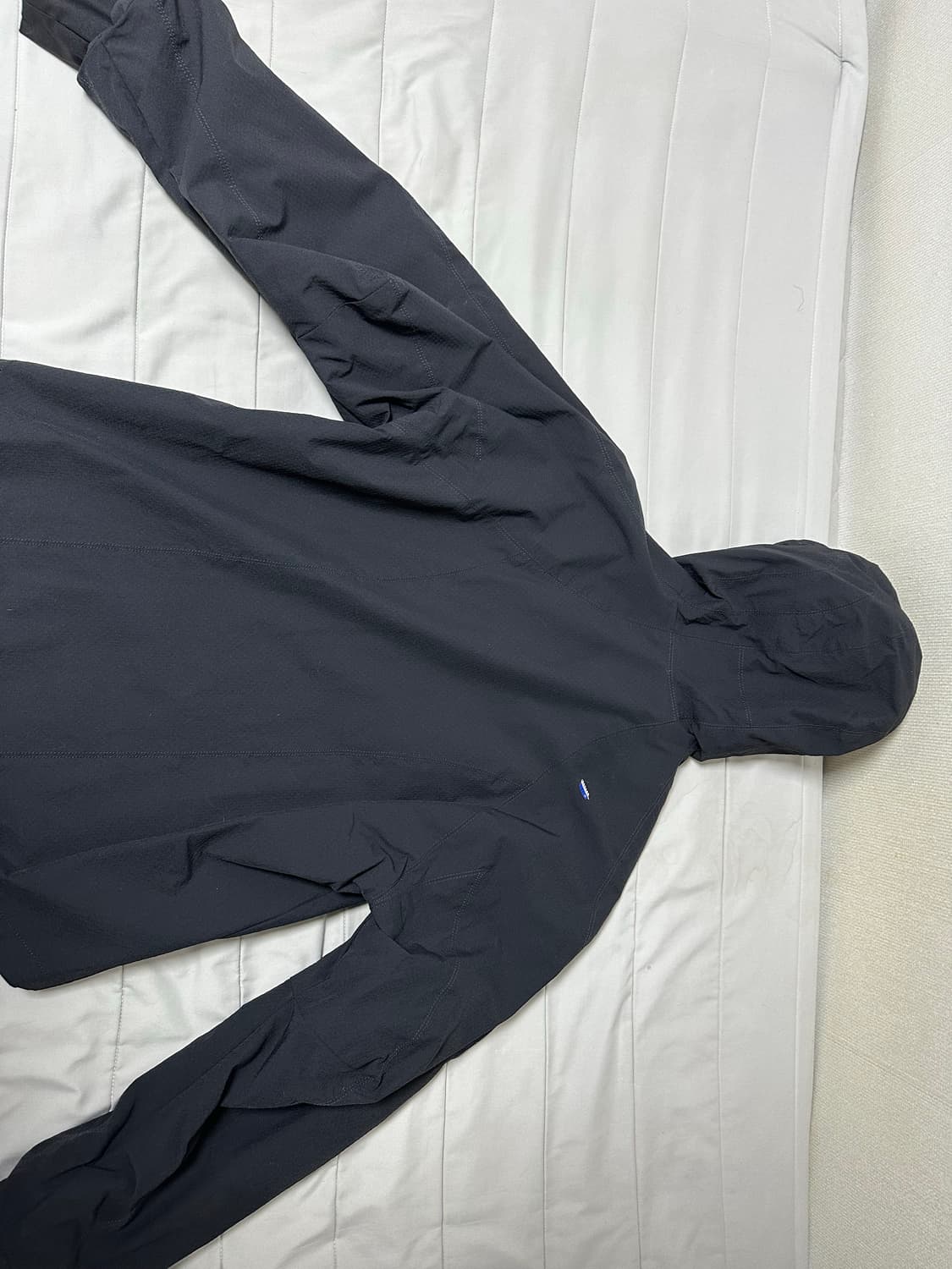 아더에러 블랙 플루 윈드브레이커 느와르 바람막이 a1 상품이미지1