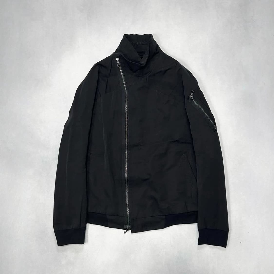 율리우스 나일론 믹스 대각선 지퍼 블루종 상품이미지2