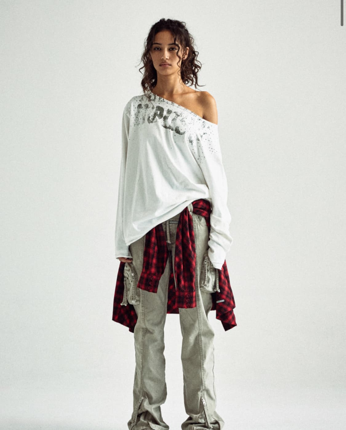 LOOSE FIT UNBALANCE LS TEE(W) WHITE  상품이미지1