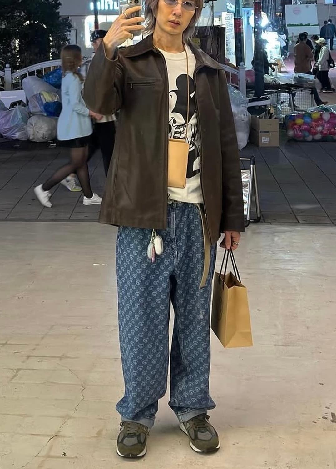 H&M x 디즈니 100주년 모노그램 데님 팬츠 31/30 상품이미지1