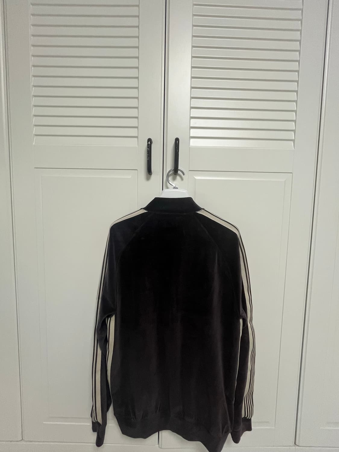 니들스 벨루어 자켓 상품이미지3