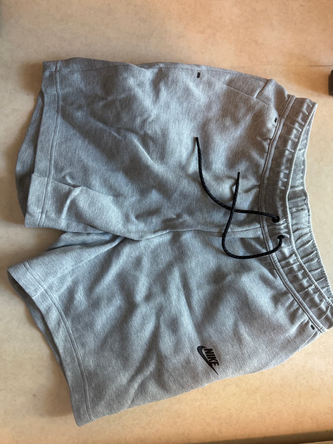 나이키 테크팩 검/회 반바지 일괄 판매 상품이미지1